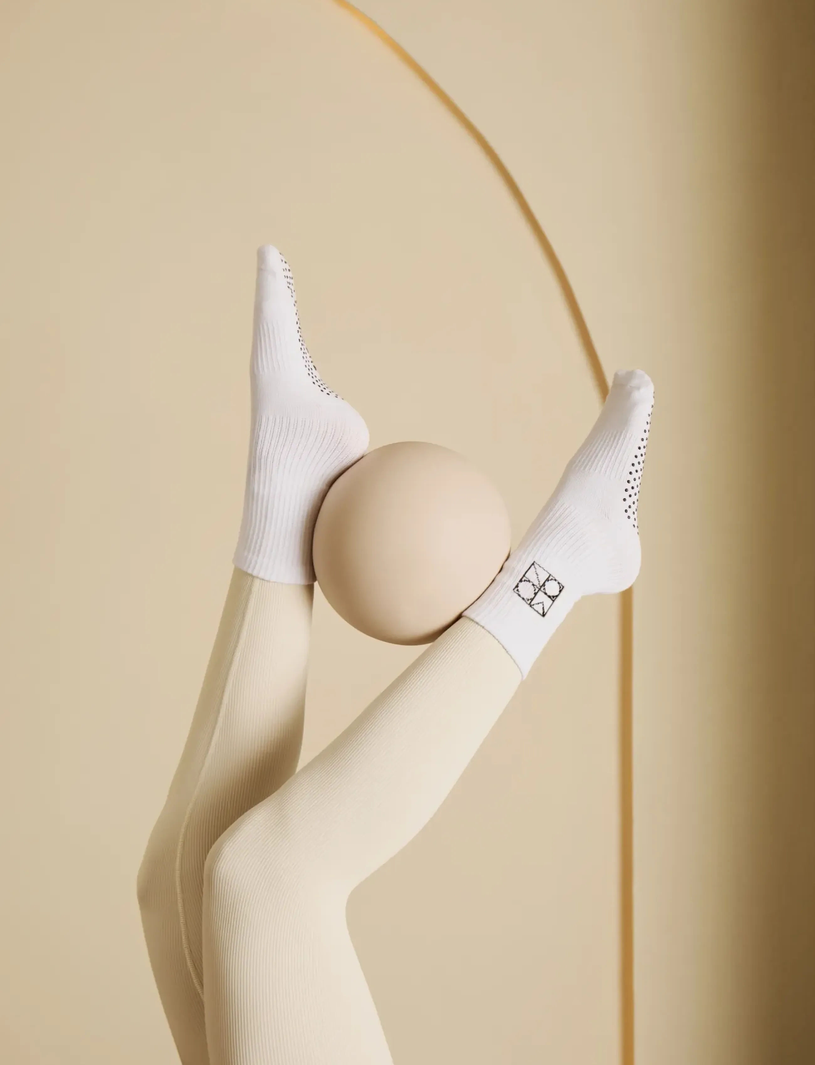 Moonchild Yoga Wear Pilates Ball, One Size, Sport Equipment, Creme - Mats And Accessories, Frauen