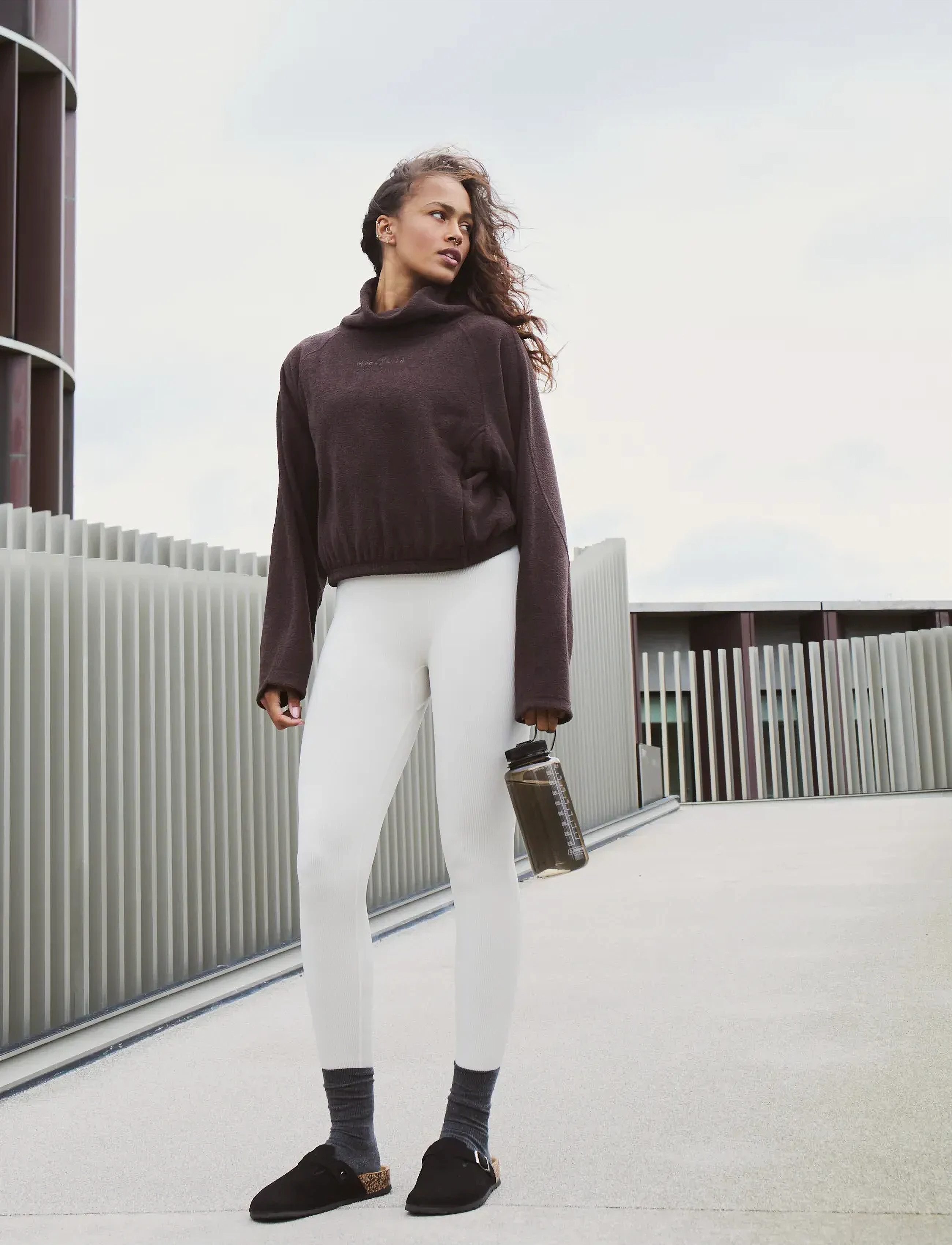 Moonchild Yoga Wear - Anorak Pile Jacket - džemperiai - walnut brown - 4