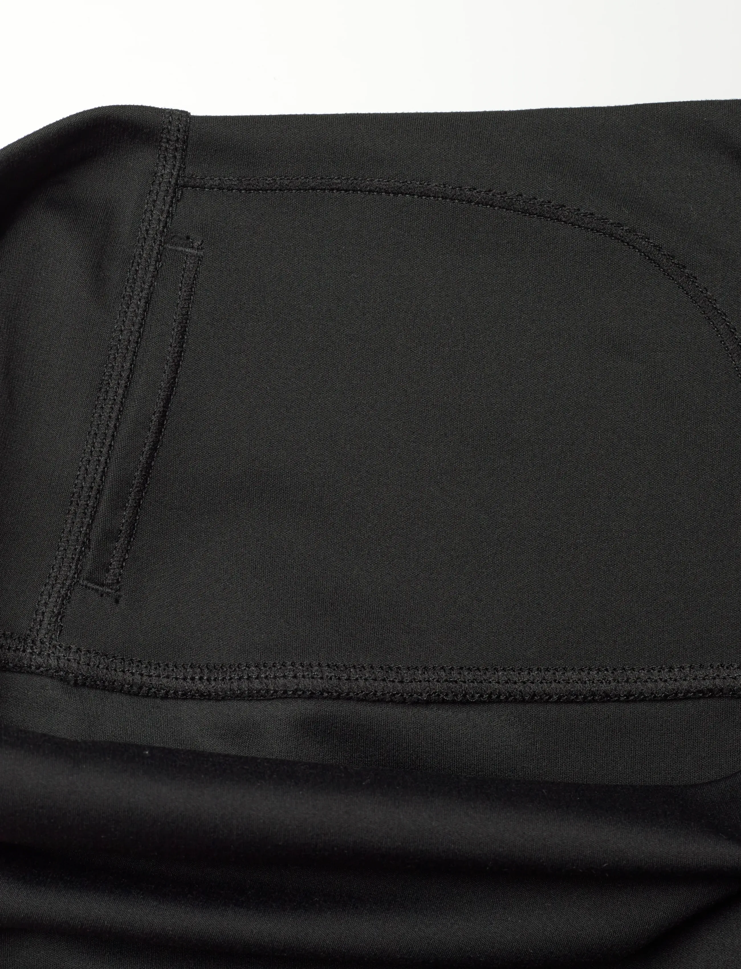 Moonchild Yoga Wear - Lunar Studio Shorts 8" - training korte broek - black iris - 5
