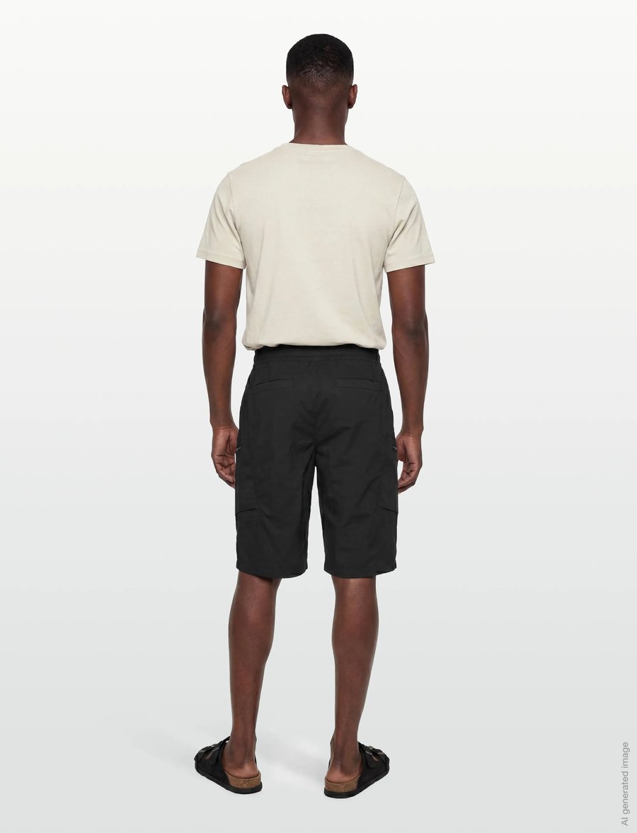 Moose Knuckles - TOPFLIGHT CARGO SHORT - cargo shorts - black - 4