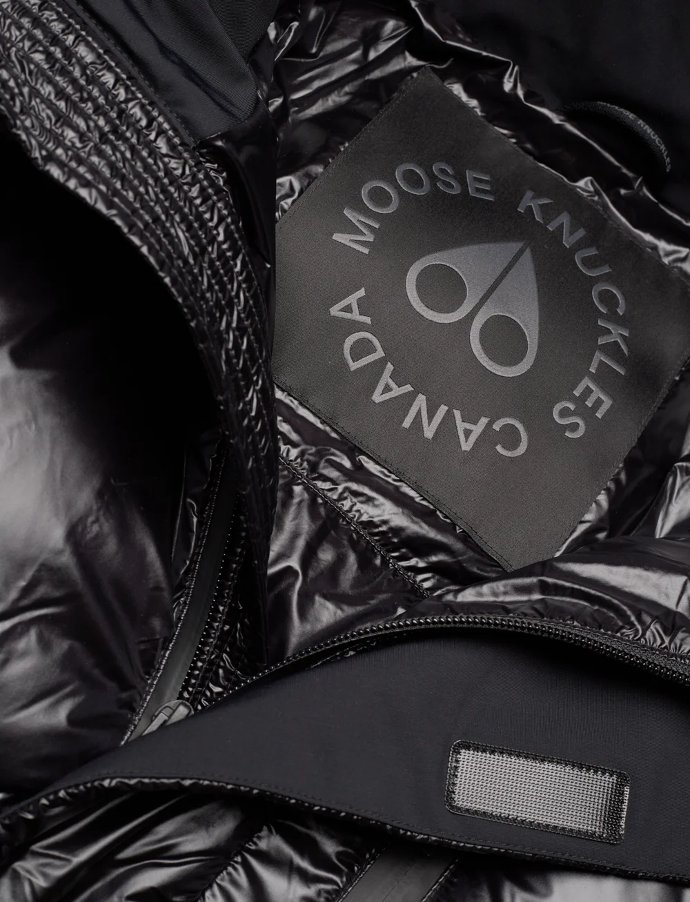 Moose Knuckles Adams Peak Jacket - 617.50 €. Buy Padded Moose Knuckles Adams Peak Jacket - 617.50 €. Buy Padded