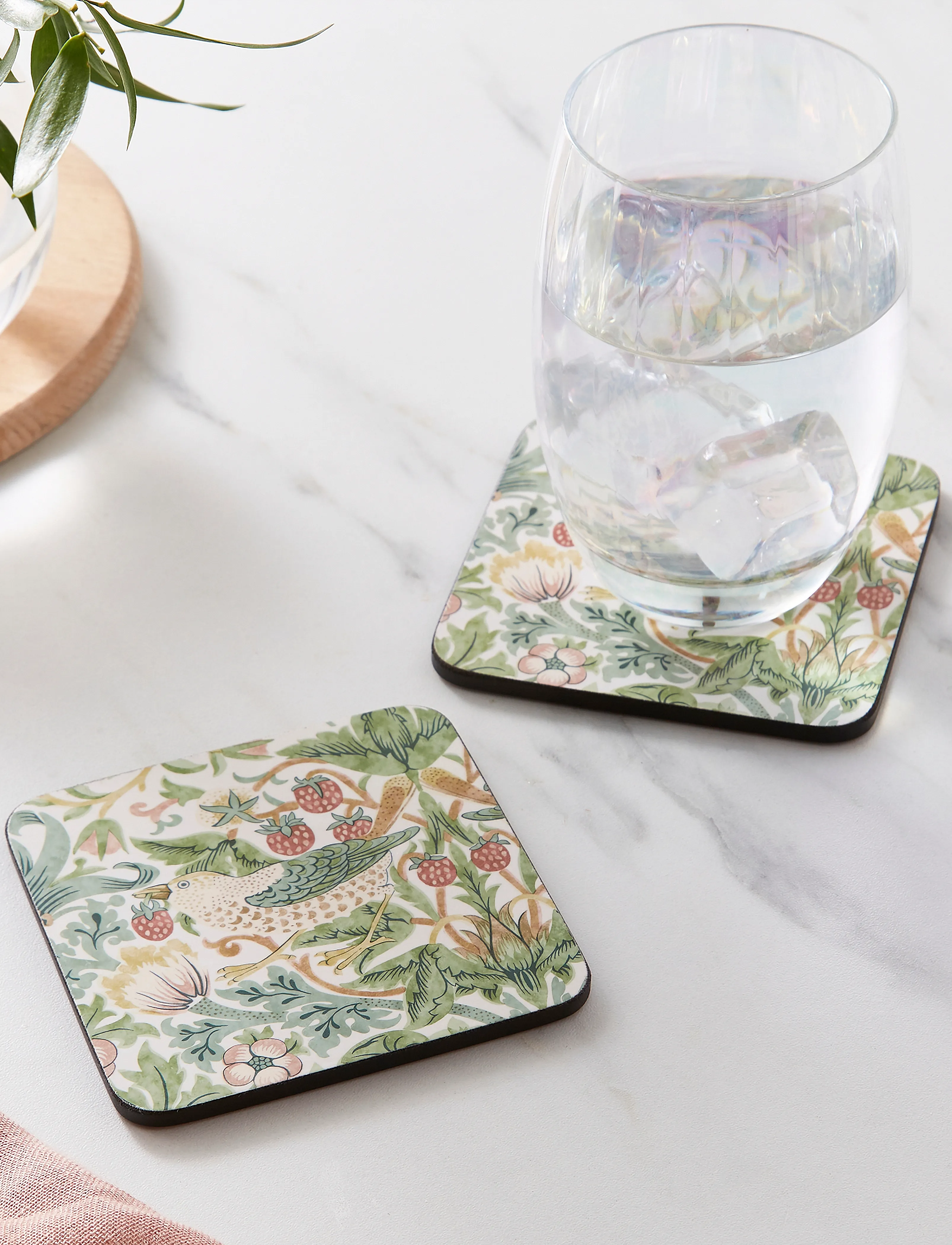 Morris & Co - Strawberry Thief  Coasters - Set of 6 - glasbrikker - green - 4