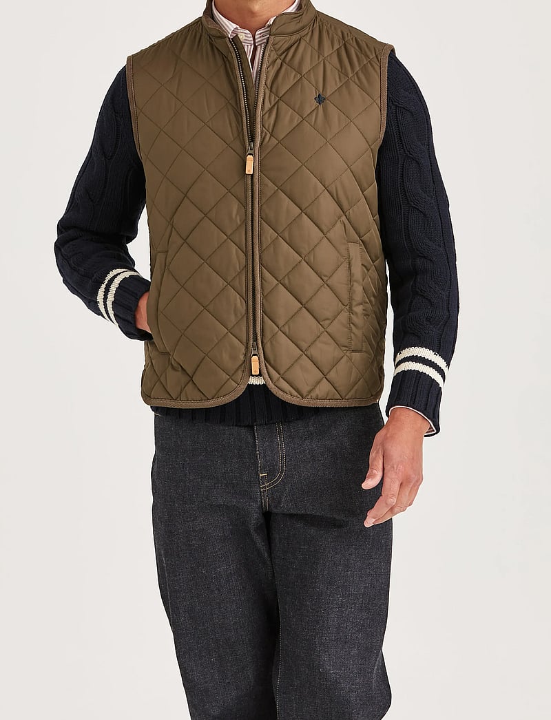Morris - Teddy Quilted Vest - bodywarmers - olive - 0