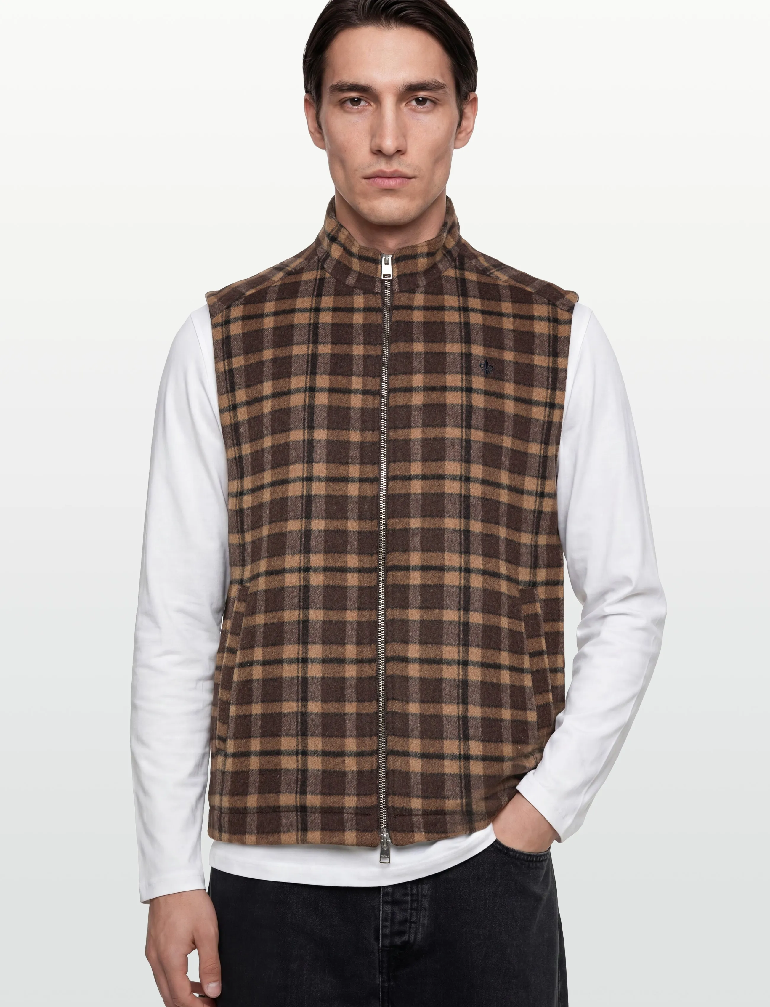 Morris - Humphrey Vest - vests - brown - 3