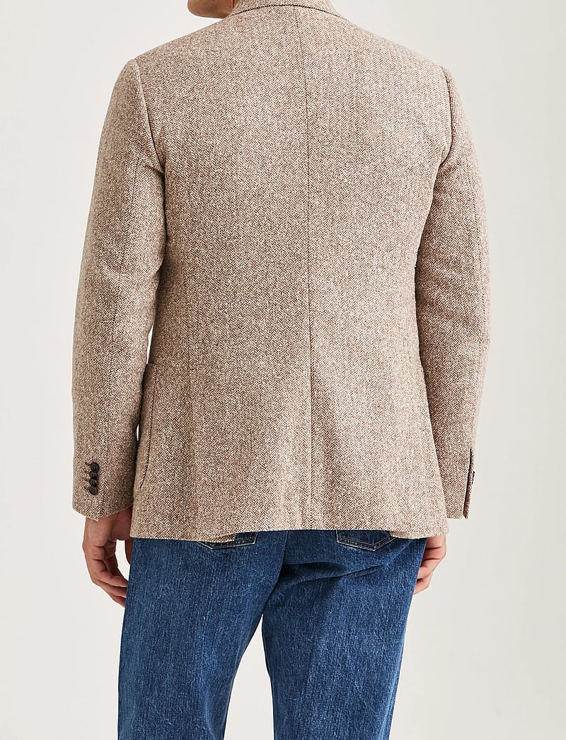Morris - Brushed Herringbone Jacket - single breasted blazers - brown - 4