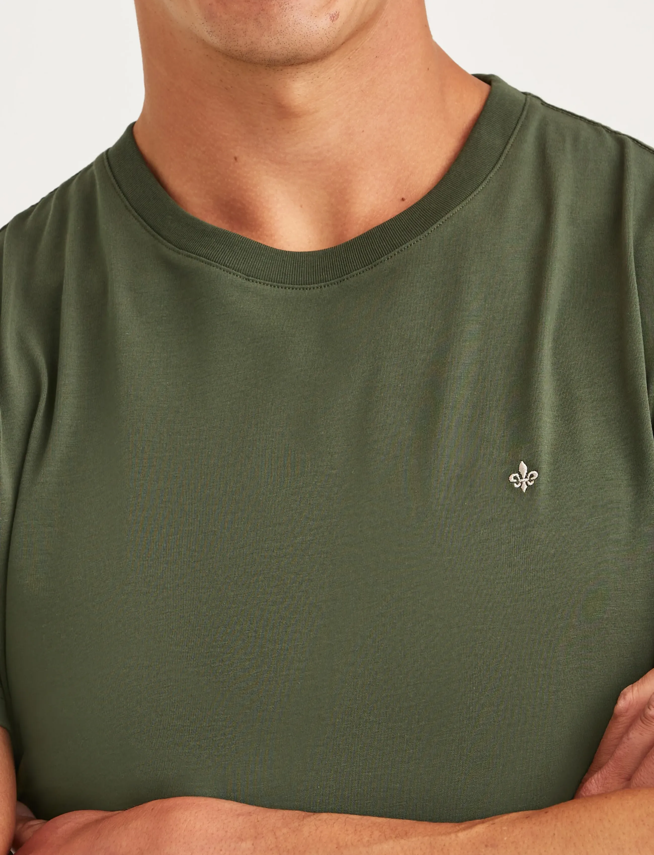 Morris - James Tee - olive - 5