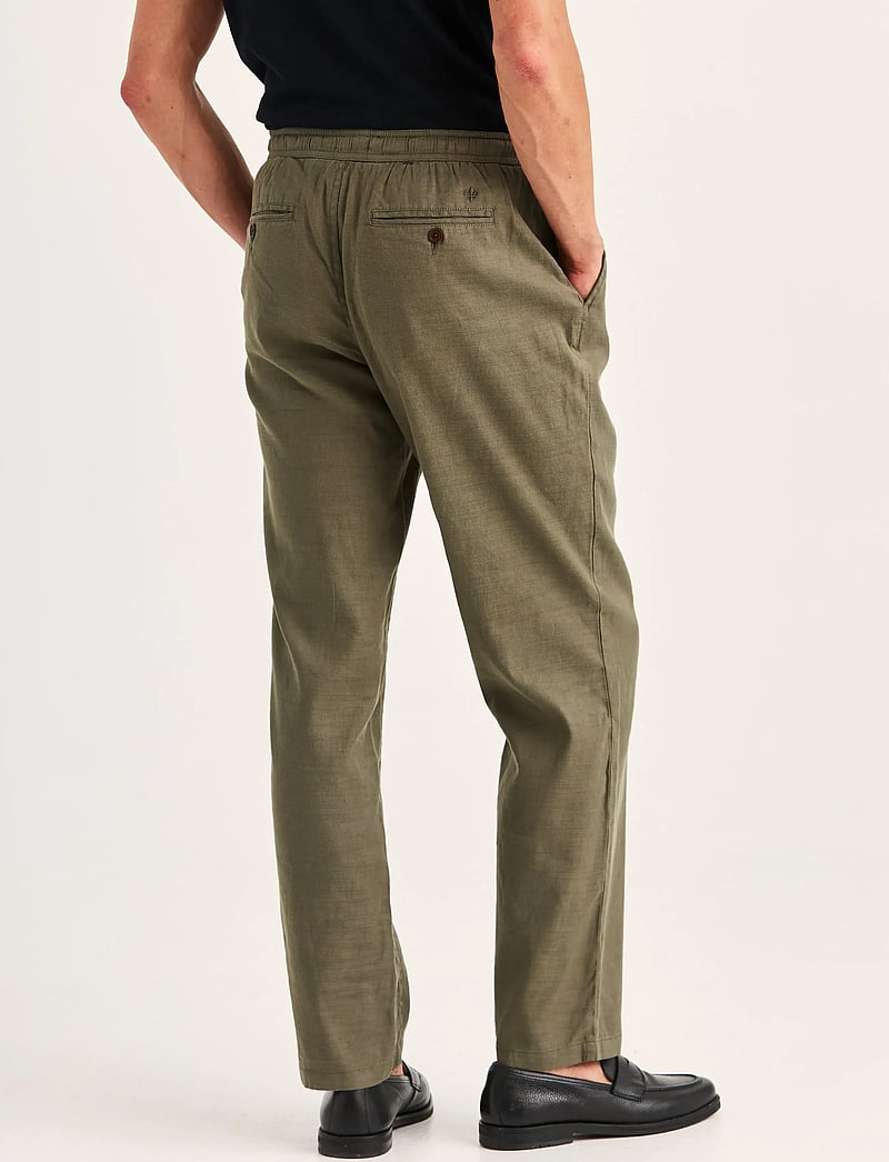 Morris - Fenix Linen Trouser - linen trousers - olive - 4