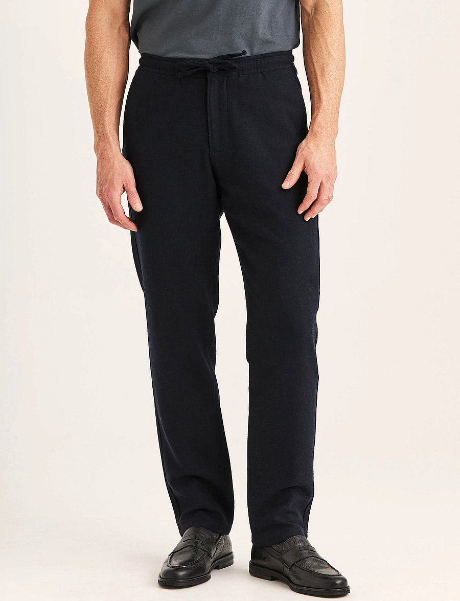 Morris - Fenix Cord Trouser - vabaajapüksid - blue - 0