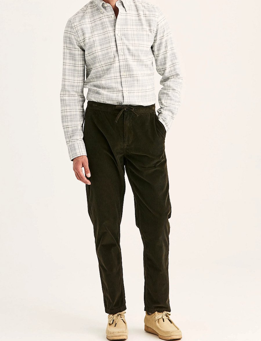Morris - Fenix Cord Trouser - freizeithosen - olive - 3
