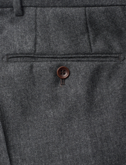 Morris - Bobby Flannel Suit Trouser - jakkesætsbukser - dark grey - 4