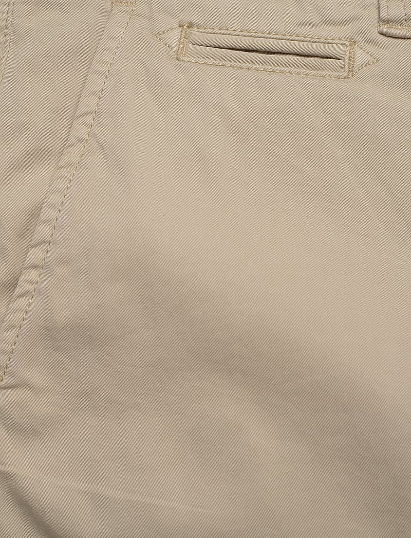 Morris - Lt Twill Chino Shorts - chinos shorts - khaki - 2