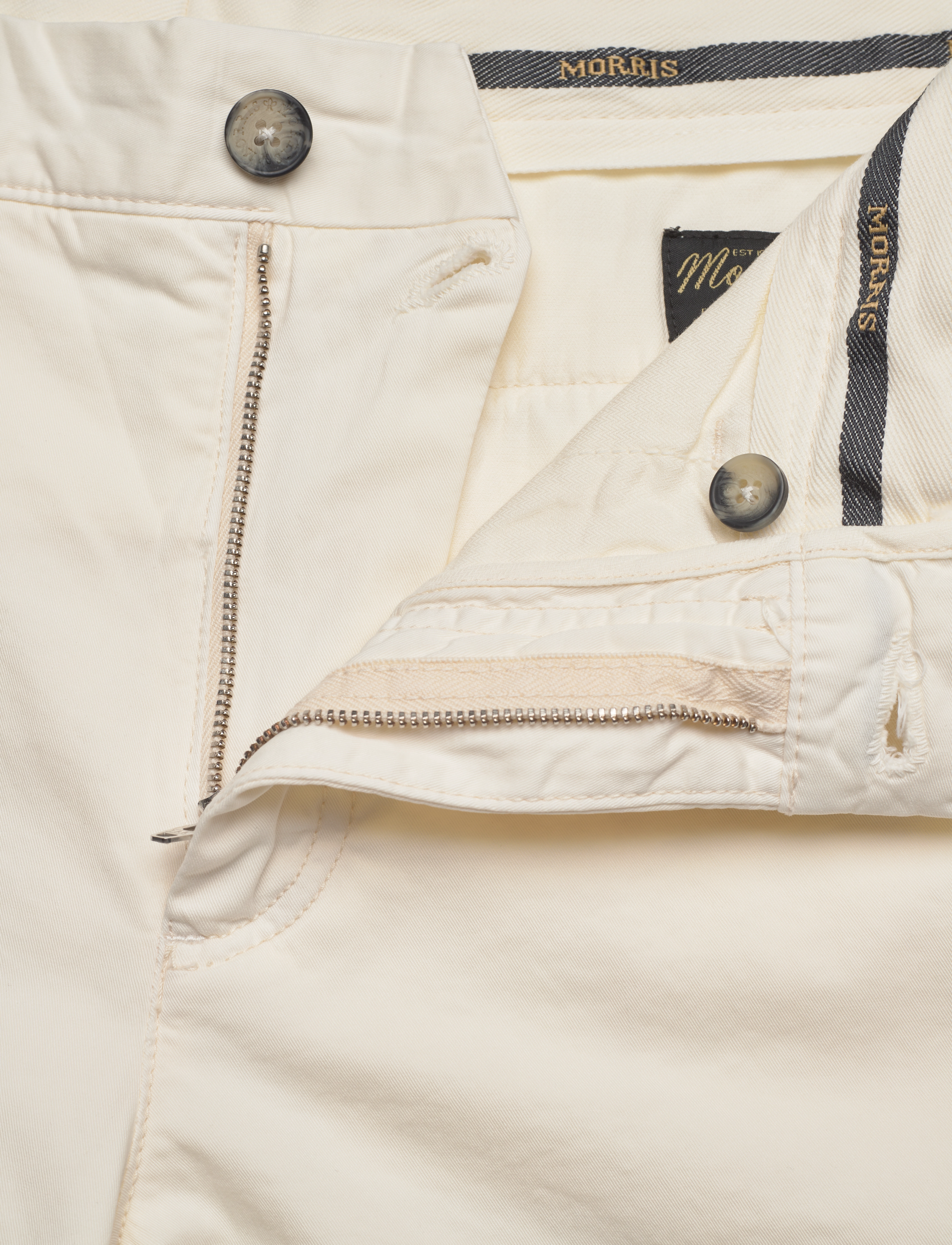 Morris - Lt Twill Chino Shorts - chinos shorts - off white - 3