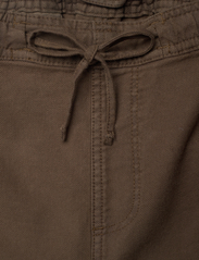 Morris - Winward Linen  Shorts - chinos shorts - brown - 3