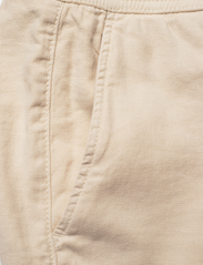Morris - Fenix Linen Shorts - linshorts - off white - 2