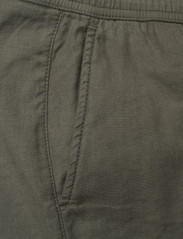 Morris - Fenix Linen Shorts - linnen shorts - olive - 2