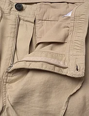 Morris - Fenix Linen Shorts - casual shorts - khaki - 3