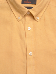 Morris - Douglas Linen BD Shirt - linneskjortor - yellow - 2