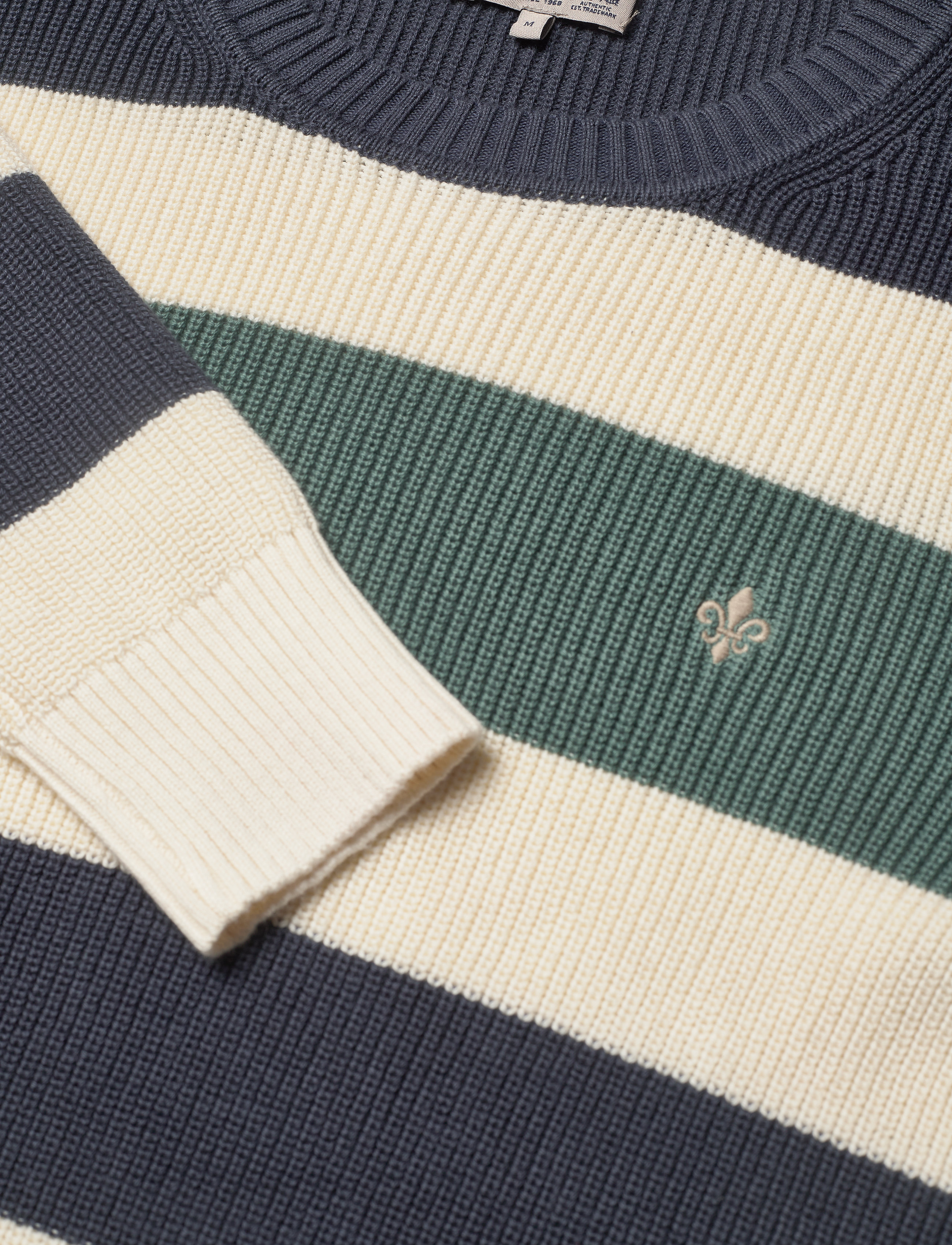 Morris - Cardew Oneck - off white - 2
