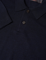 Morris - Merino Polo Knit - dzianinowe bluzki polo - navy - 2