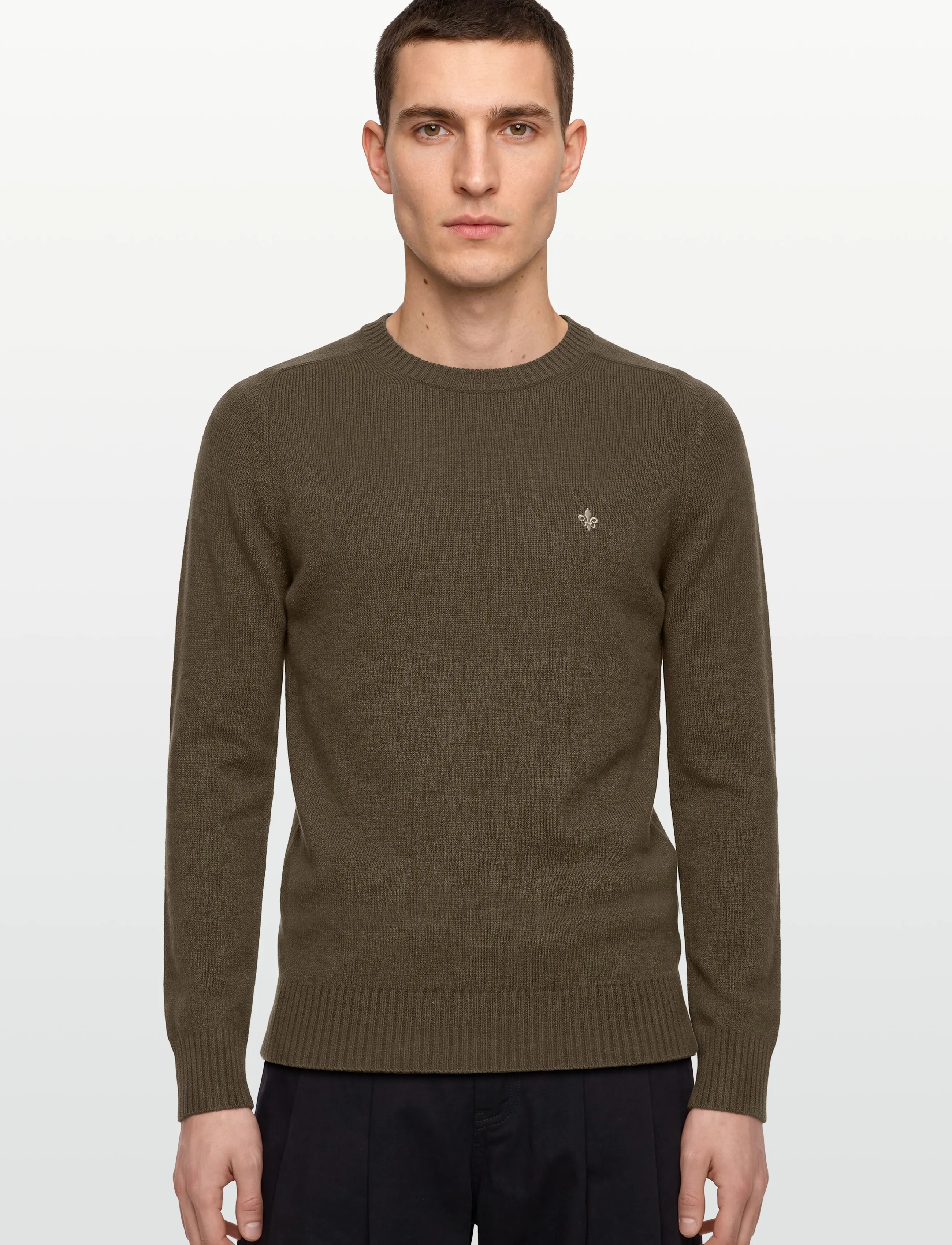 Morris - Hertford Oneck - basic-strickmode - olive - 3