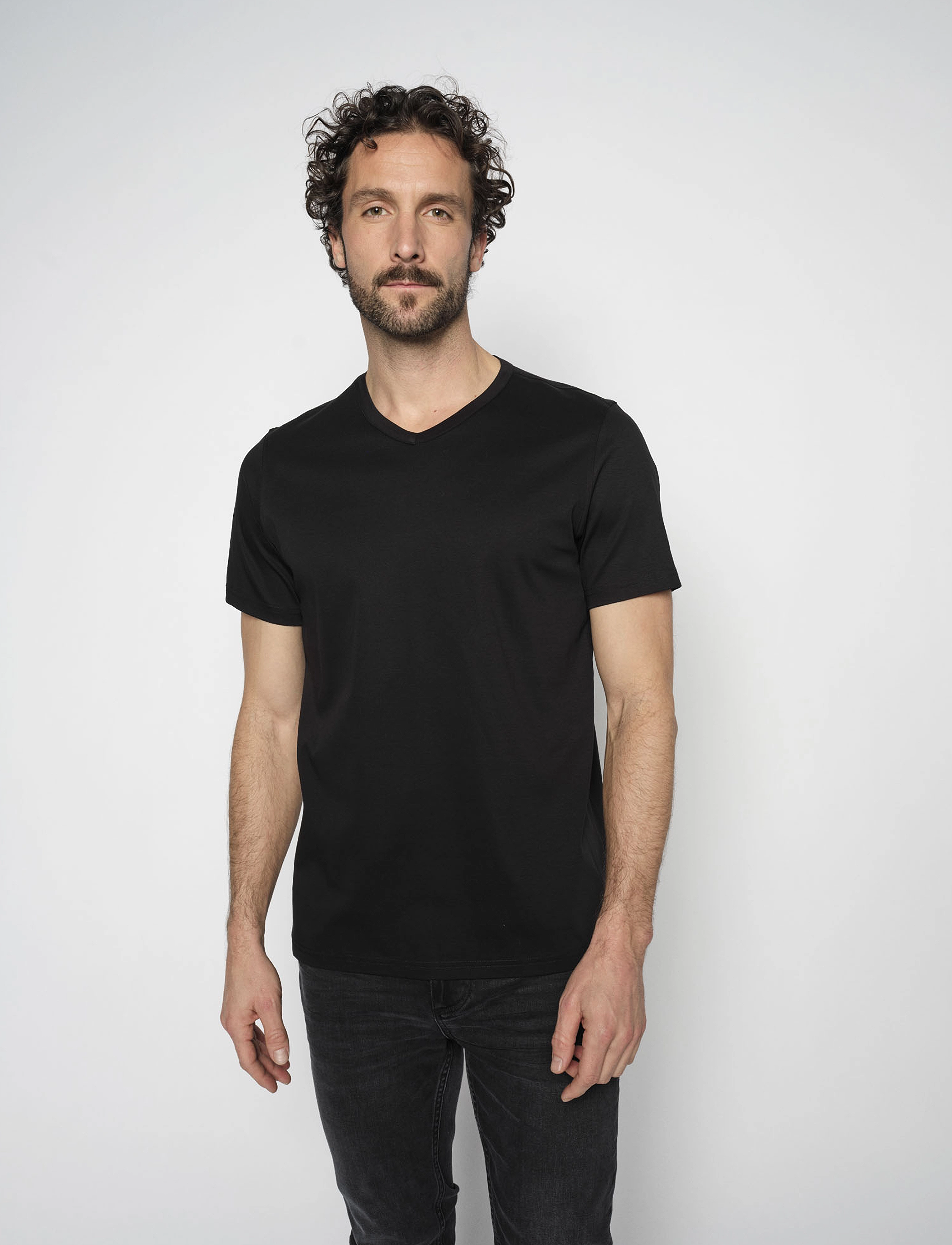 Mos Mosh Gallery MMGPerry V-Ss Tee - T-särgid - BLACK / black
