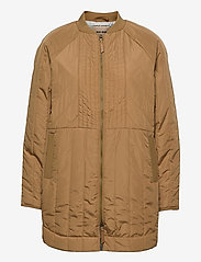 Sila Quilted Coat - NEW SAND