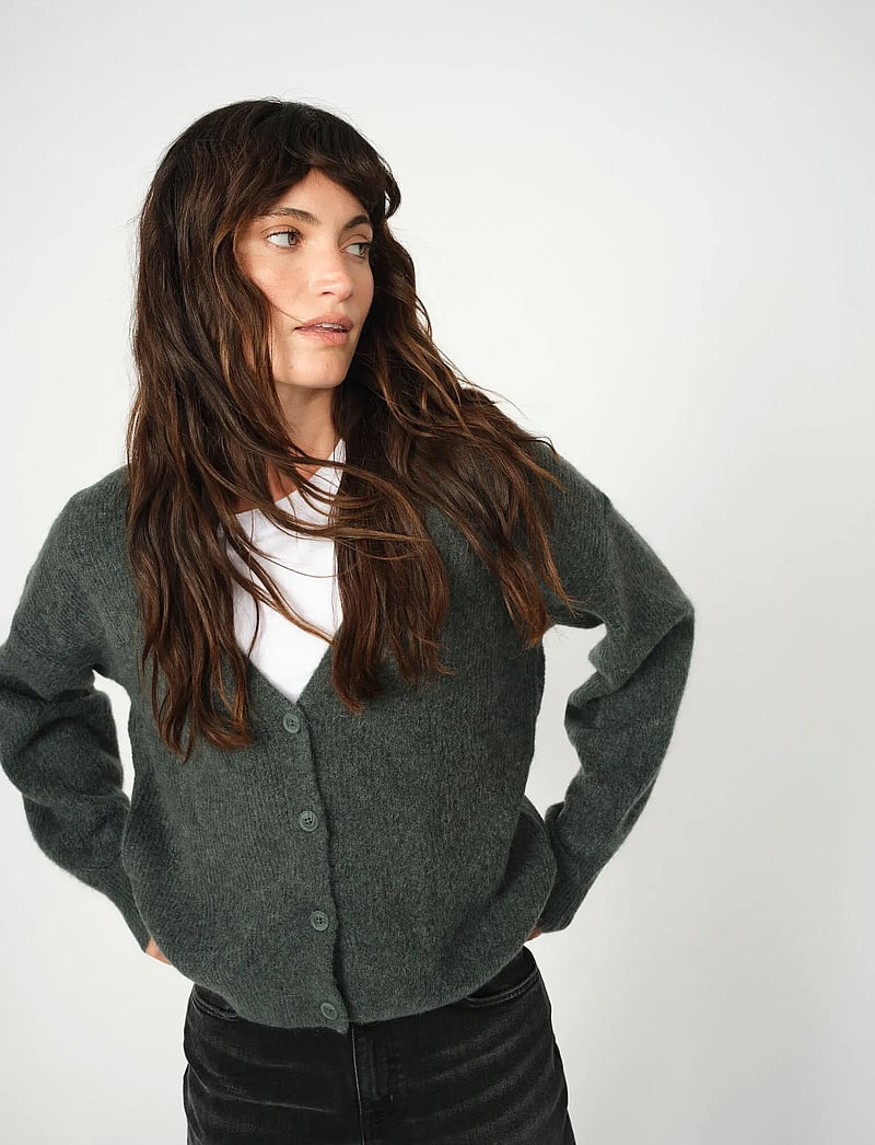 MOS MOSH - MMThora V-Neck Knit Cardigan - kardiganid - urban chic - 0