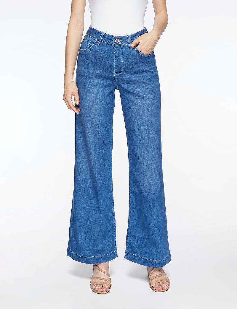MOS MOSH - MMDara Deluxe Jeans - hosen mit weitem bein - mid blue - 0