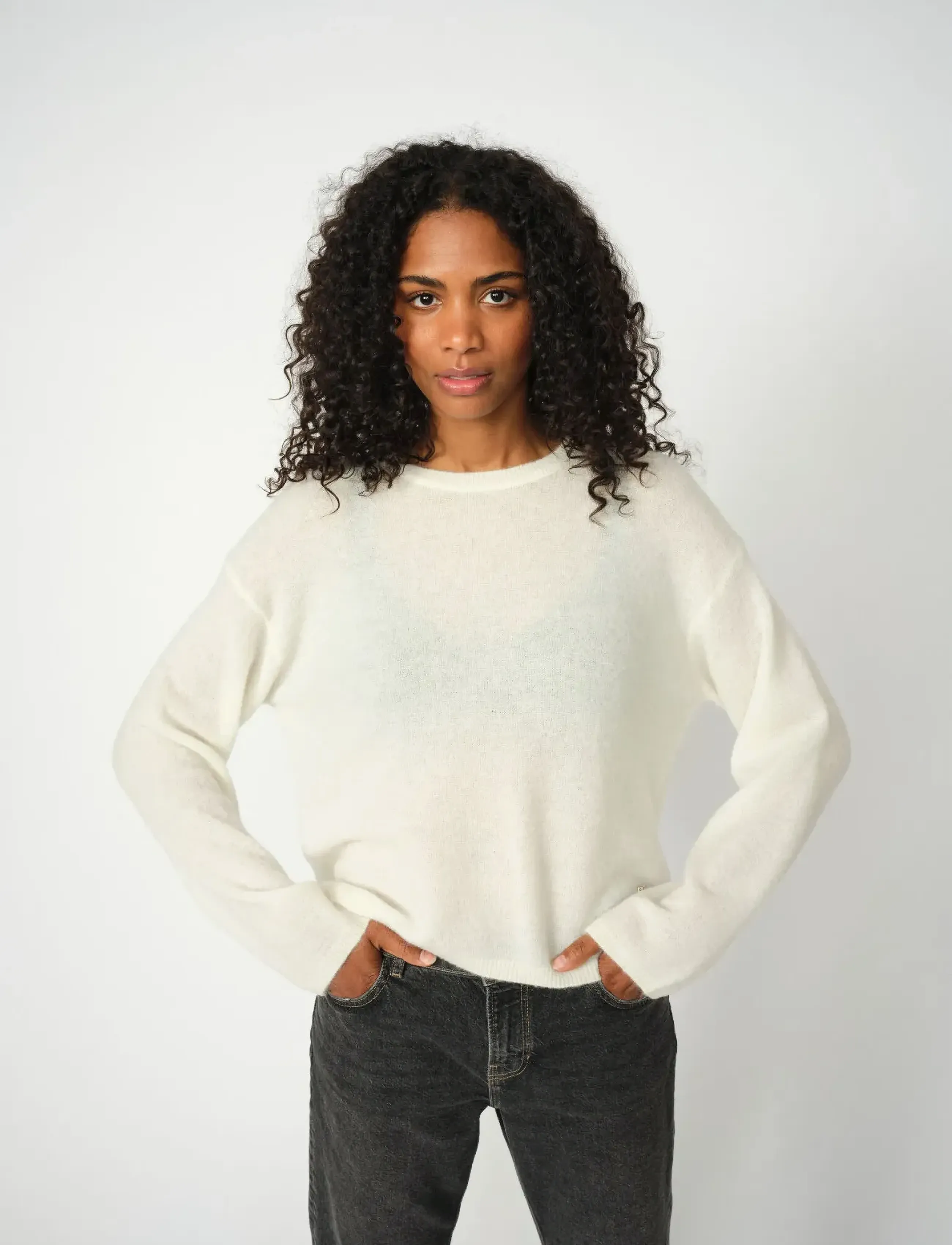 Mmmape O-Neck Knit