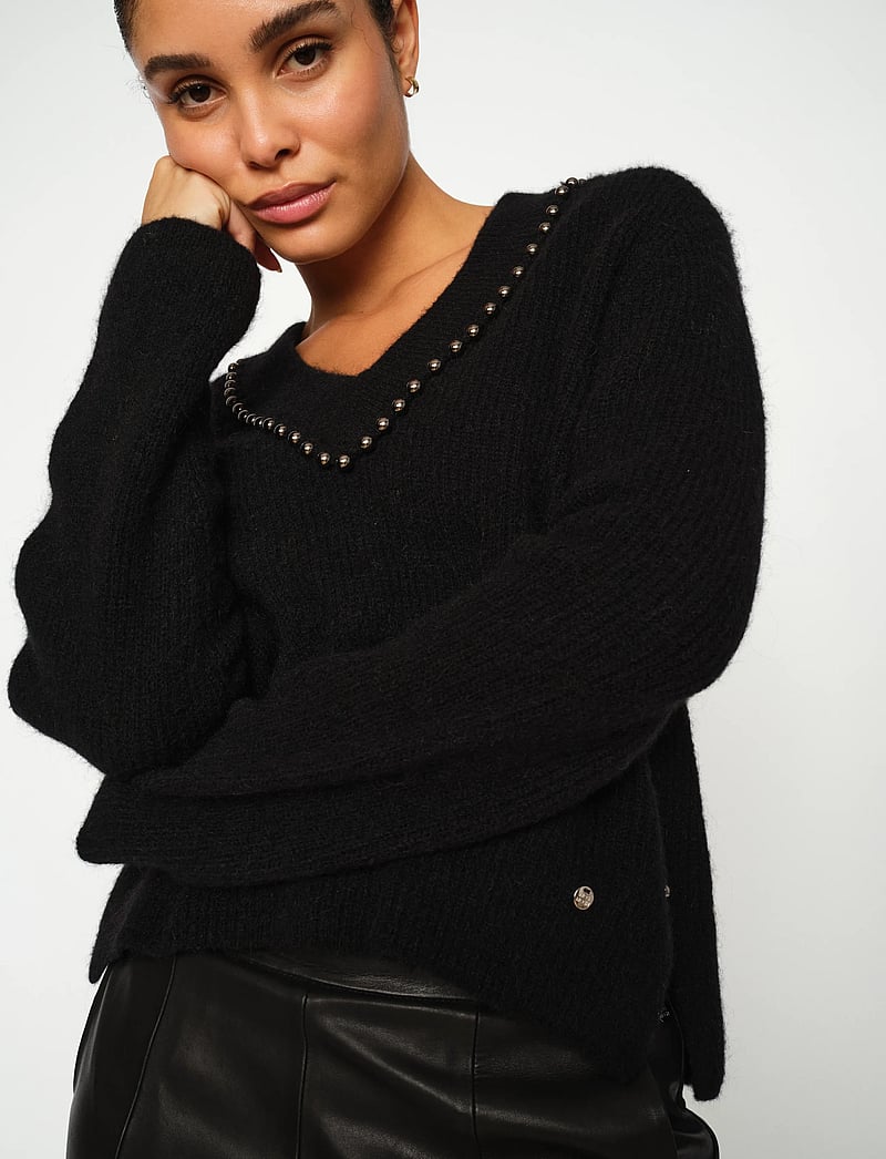 MOS MOSH - MMZora V-Neck Bead Knit - stickade tröjor - black - 3