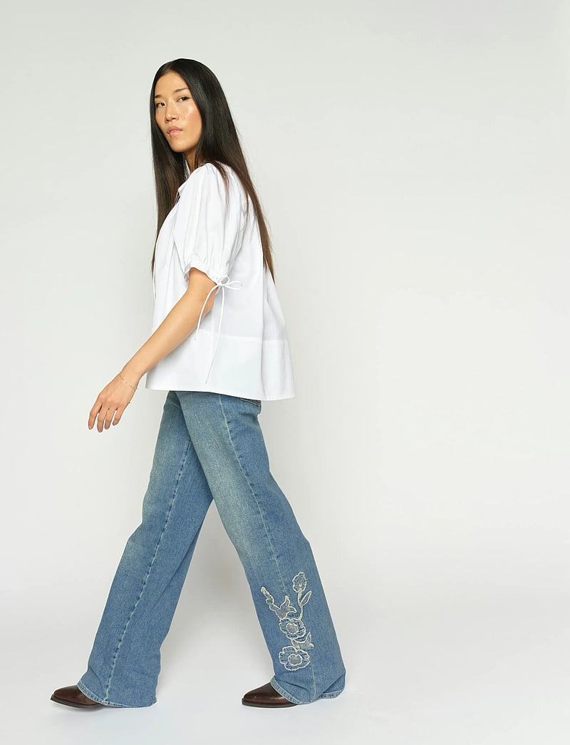 MOS MOSH - MMRelee Blossom Jeans - straight jeans - light blue - 3