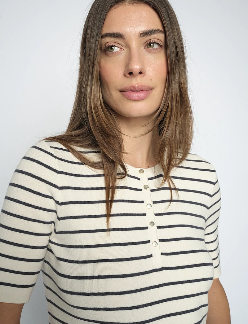 MOS MOSH - MMAliz Caliz Stripe SS Knit - jumpers - india ink - 3
