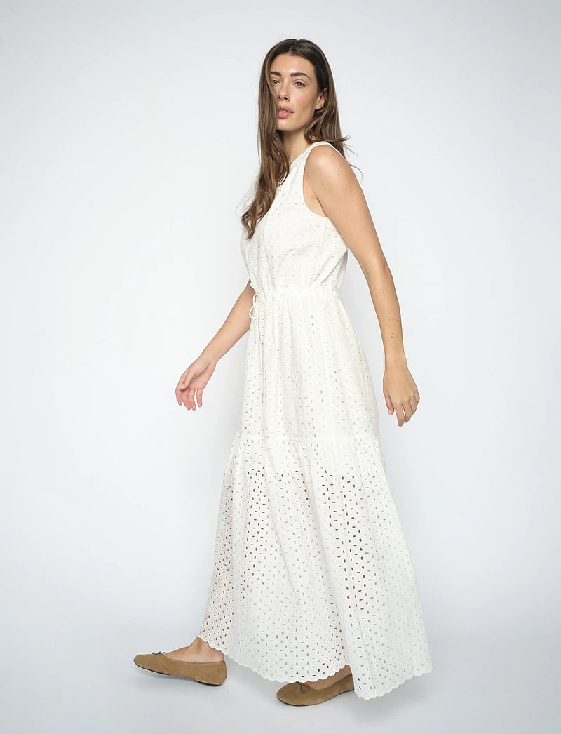 MOS MOSH - MMSabria Embo SL Dress - sommarklänningar - white - 3