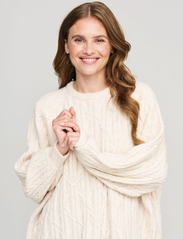 Moshi Moshi Mind - vision knit cable - sweaters - beige melange - 2