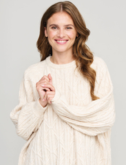 Moshi Moshi Mind - vision knit cable - džemperi - beige melange - 2