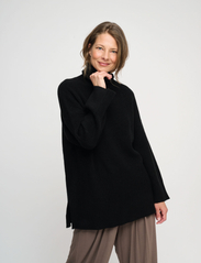 Moshi Moshi Mind - shadow knit - turtlenecks - black - 2