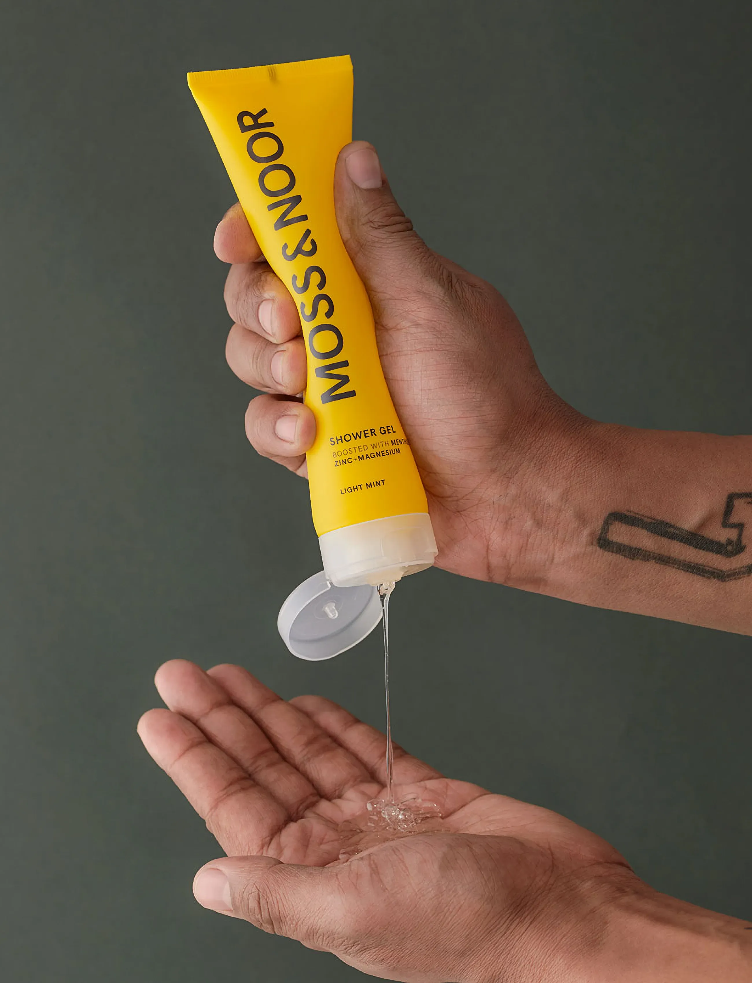 MOSS & NOOR - After Workout Shower Gel Light Mint - dušigeelid ja õlid - clear - 3