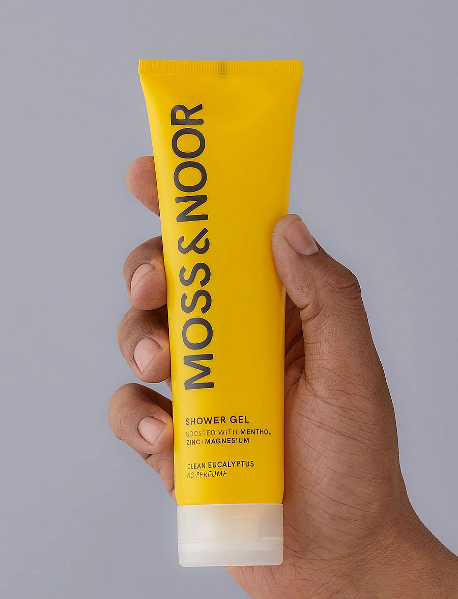 MOSS & NOOR - After Workout Shower Gel Clean Eucalyptus - sturtugel og olíur - clear - 2