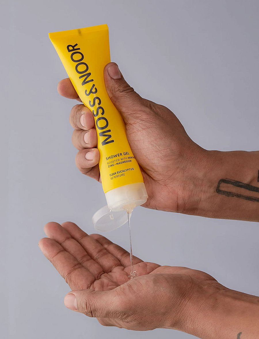 MOSS & NOOR - After Workout Shower Gel Clean Eucalyptus - sturtugel og olíur - clear - 3