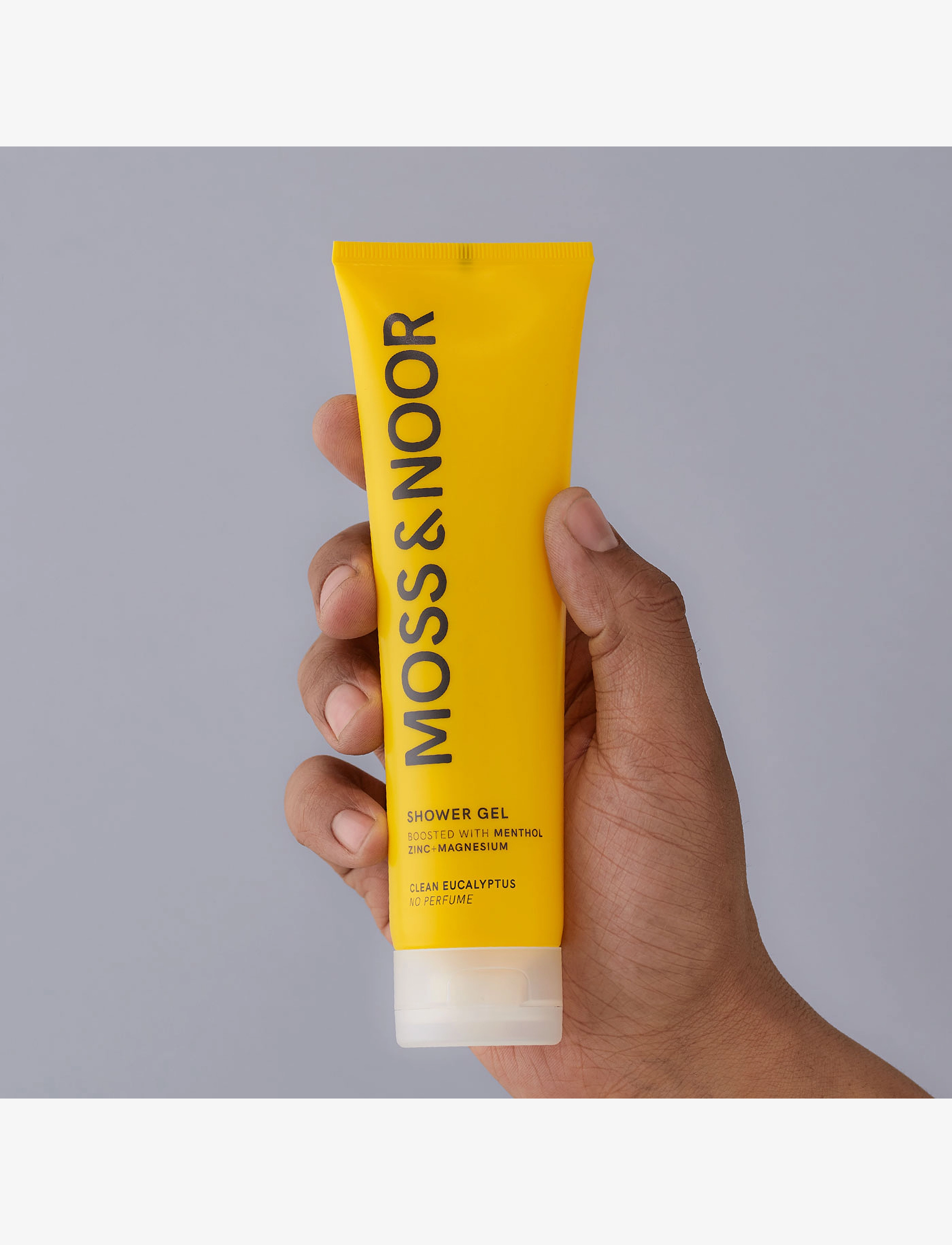 MOSS & NOOR - After Workout Shower Gel Clean Eucalyptus - suihkugeelit ja öljyt - clear - 2