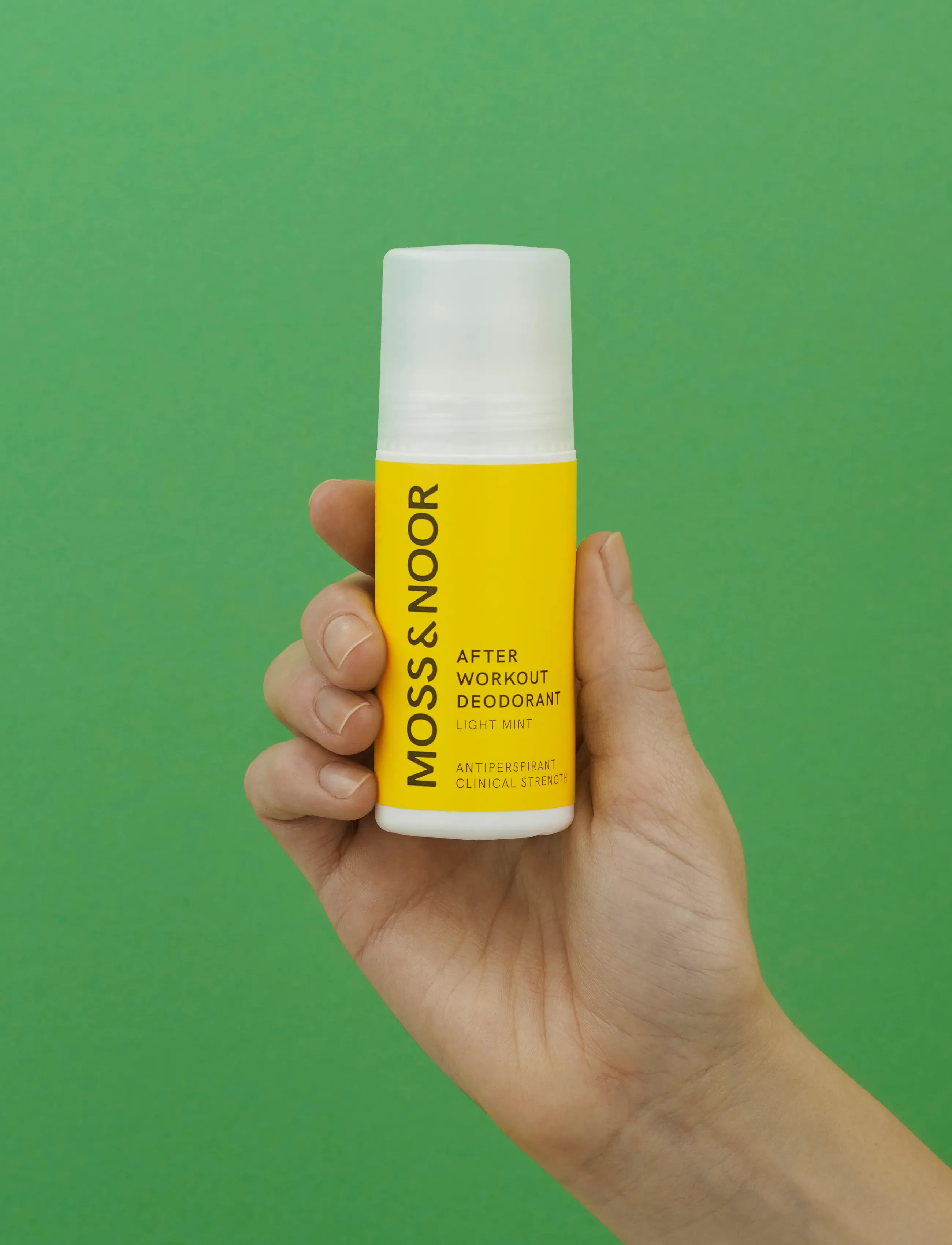 MOSS & NOOR - After Workout Deodorant Light Mint - roll-on - clear - 2