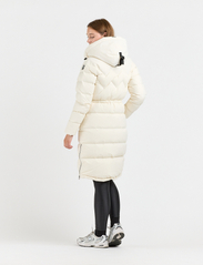 Mountain Works - WS COCOON DOWN COAT - talvemantlid - ivory - 6