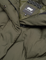 Mountain Works - EPITOME DOWN COAT - winter coats - military - 6