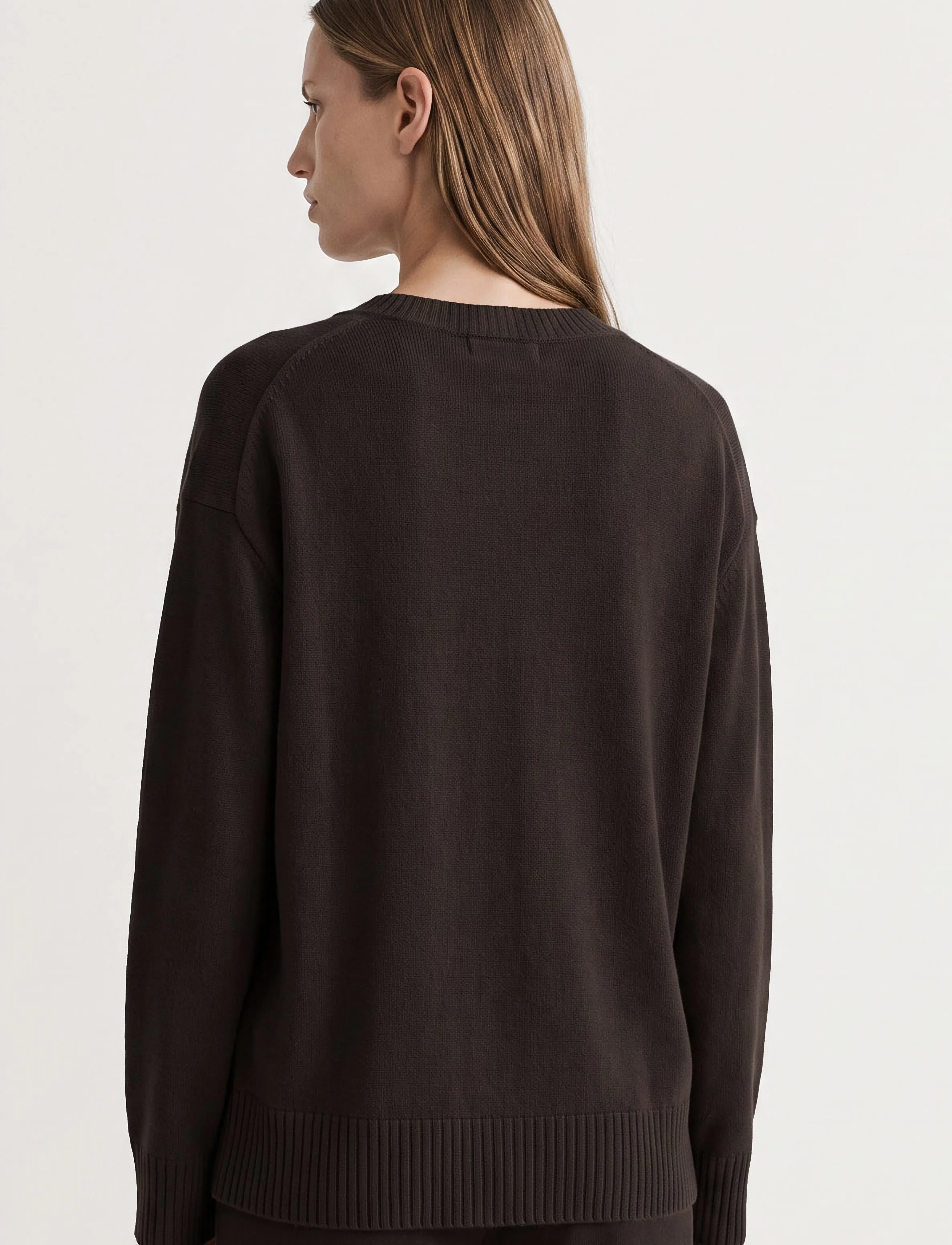 Movesgood - Venny V-neck Dark Brown L/XL - dark brown - 3