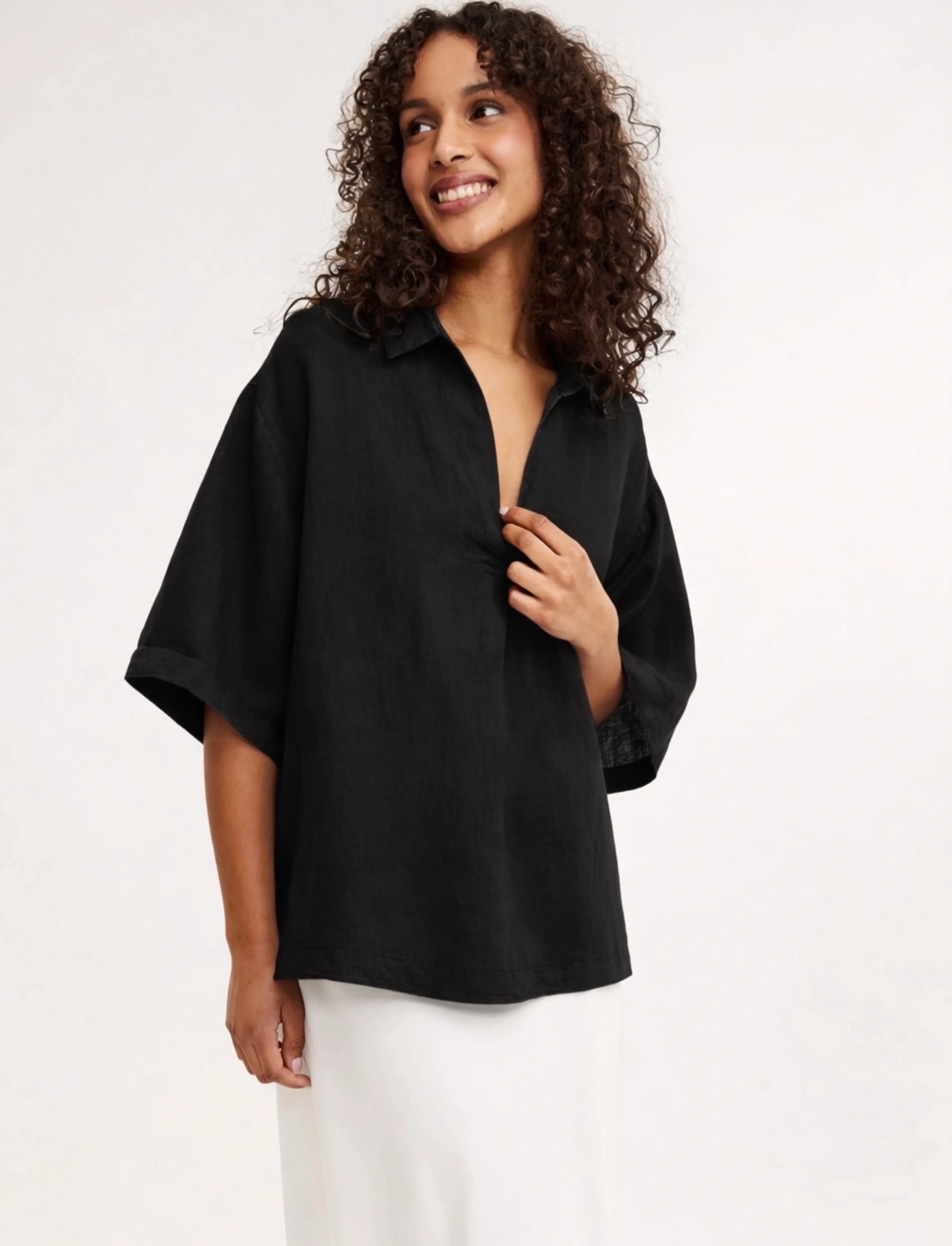 Movesgood Mica Blouse - Short-sleeved blouses - BLACK / black
