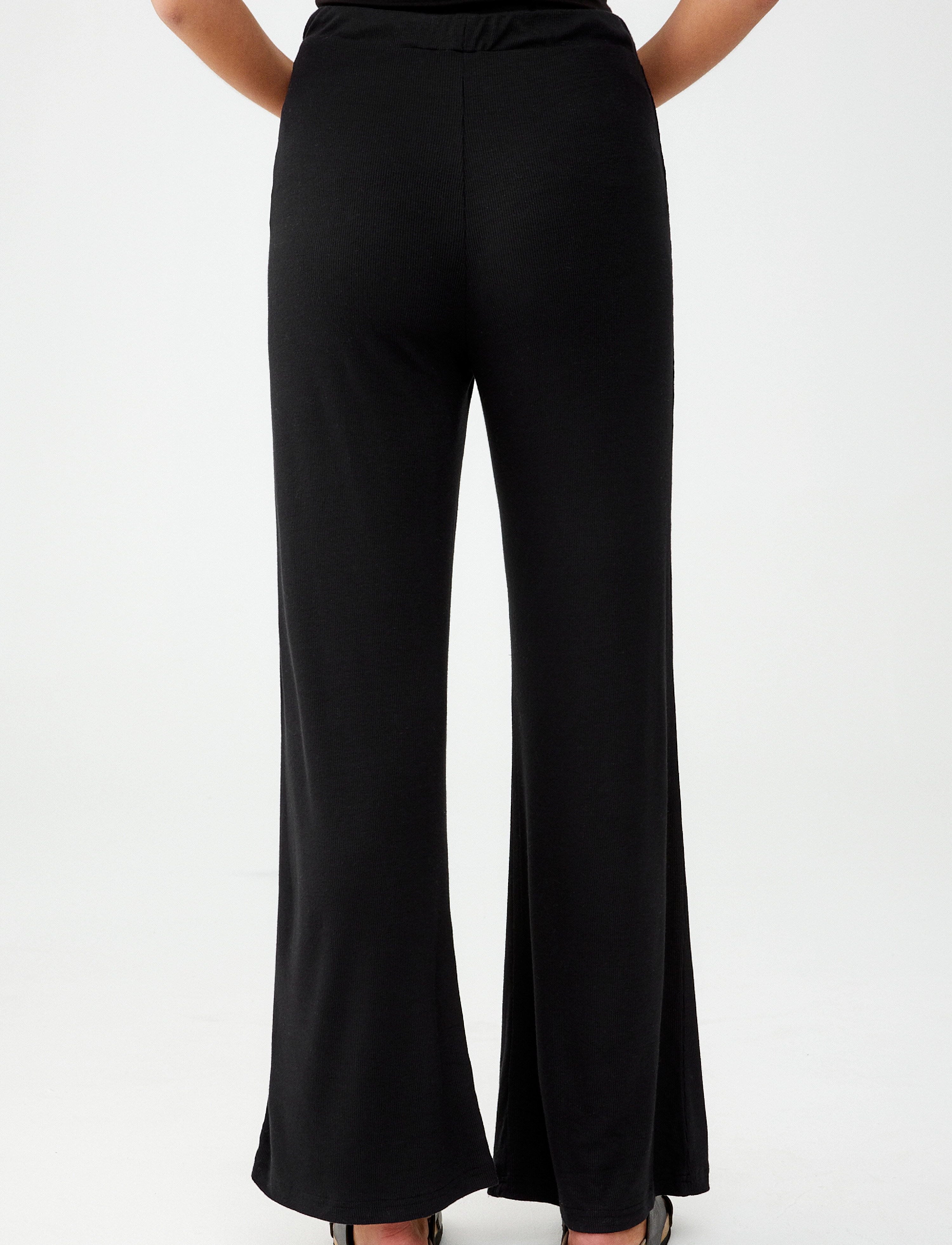 Julia Pants 3