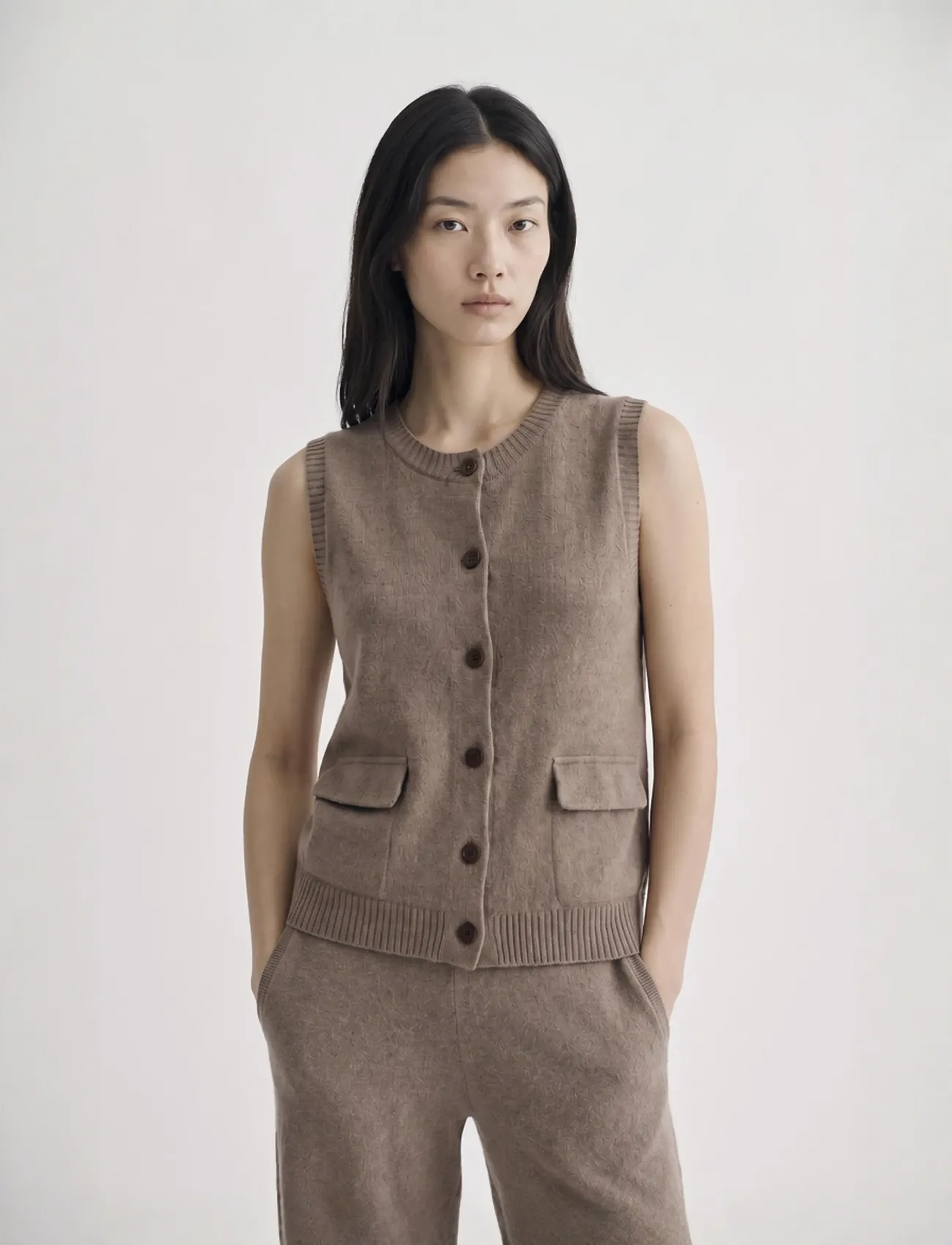 Movesgood - Venny Vest Brown L/XL - brown - 0