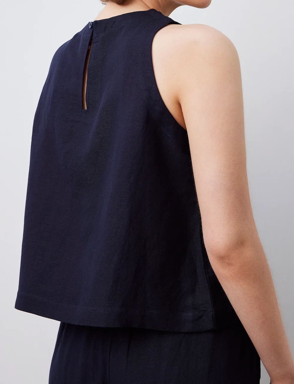 Movesgood - Noor Tank Top - Ärmellose tops - dark blue - 4