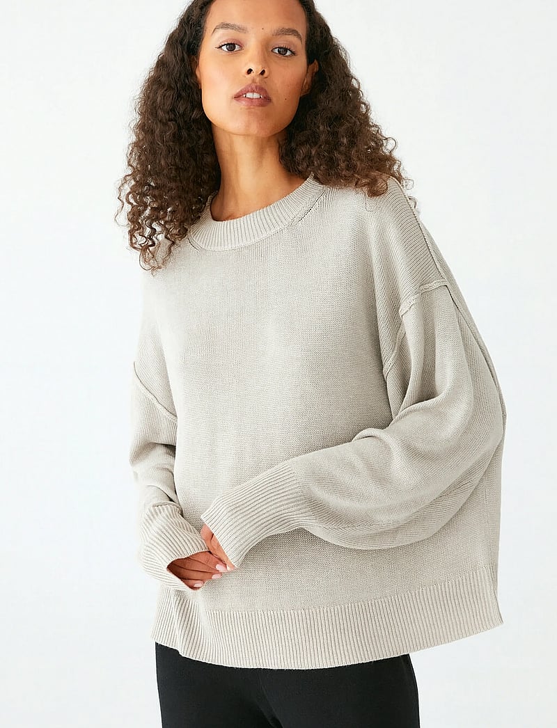 Movesgood - Clara Boxy Sweater - kaszmir - oat - 0