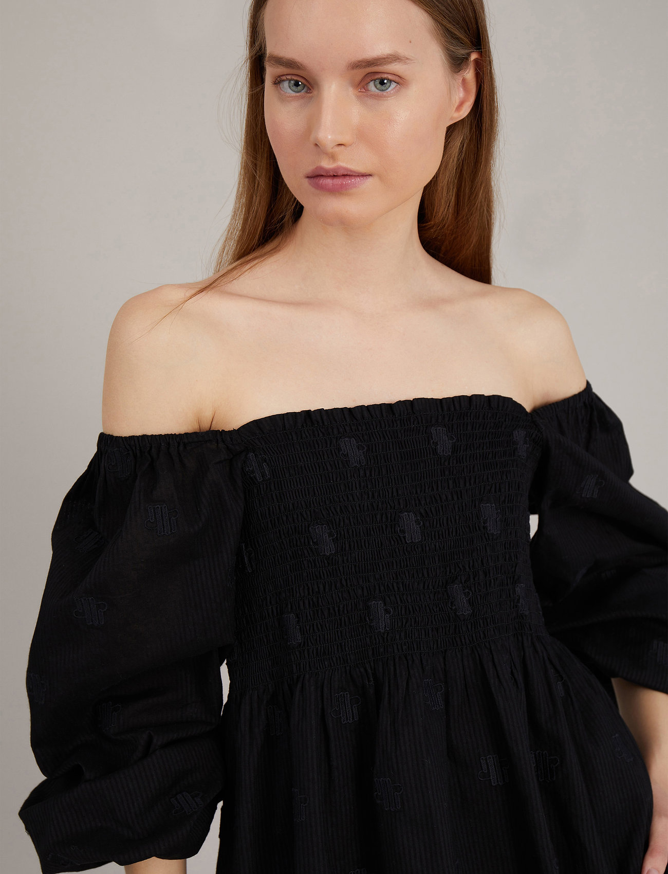 Munthe - VEG - black - 4